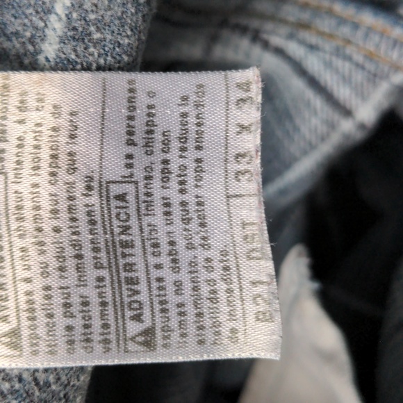 Carhartt Jeans - Picture 6 of 9